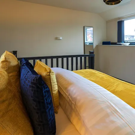 Prestige - Rose Platinum Leeds (West Yorkshire)