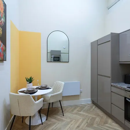 Prestige - Rose Platinum Apartment *